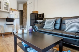 522 East 11th St, Manhattan, NY, 2 Bedrooms Bedrooms, 4 Rooms Rooms,1 BathroomBathrooms,Apartment,For Rent,East 11th St,6,1182
