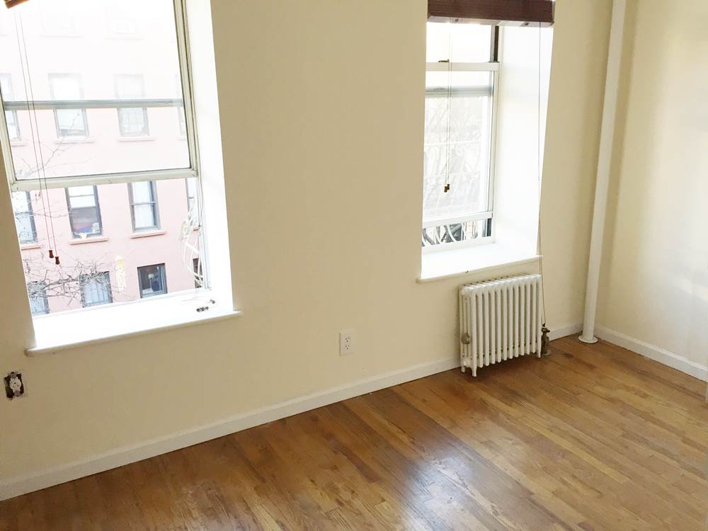 364 West 51st,Manhattan,NY,2 Bedrooms Bedrooms,4 Rooms Rooms,1 BathroomBathrooms,Apartment,West 51st ,1,1144