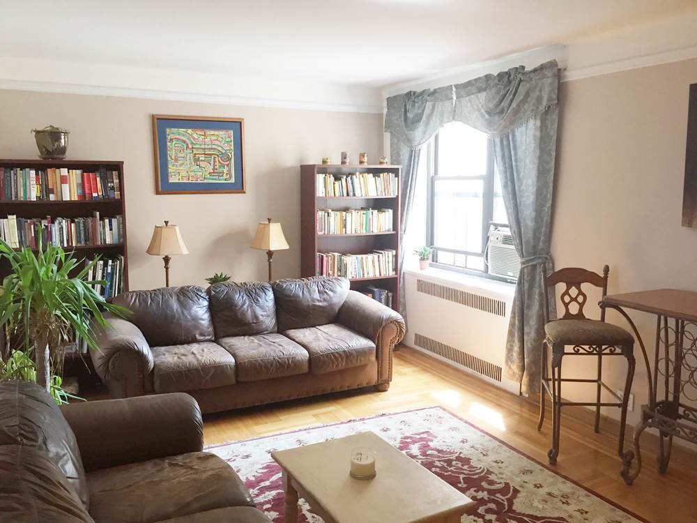 415 Ocean Parkway,Brooklyn,NY,2 Bedrooms Bedrooms,5 Rooms Rooms,1 BathroomBathrooms,Co-Op,Ocean Parkway,1164