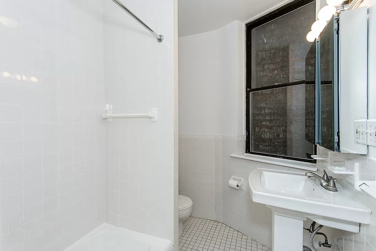 500 88th, Manhattan, NY, ,1 BathroomBathrooms,Apartment,For Rent,88th,1241