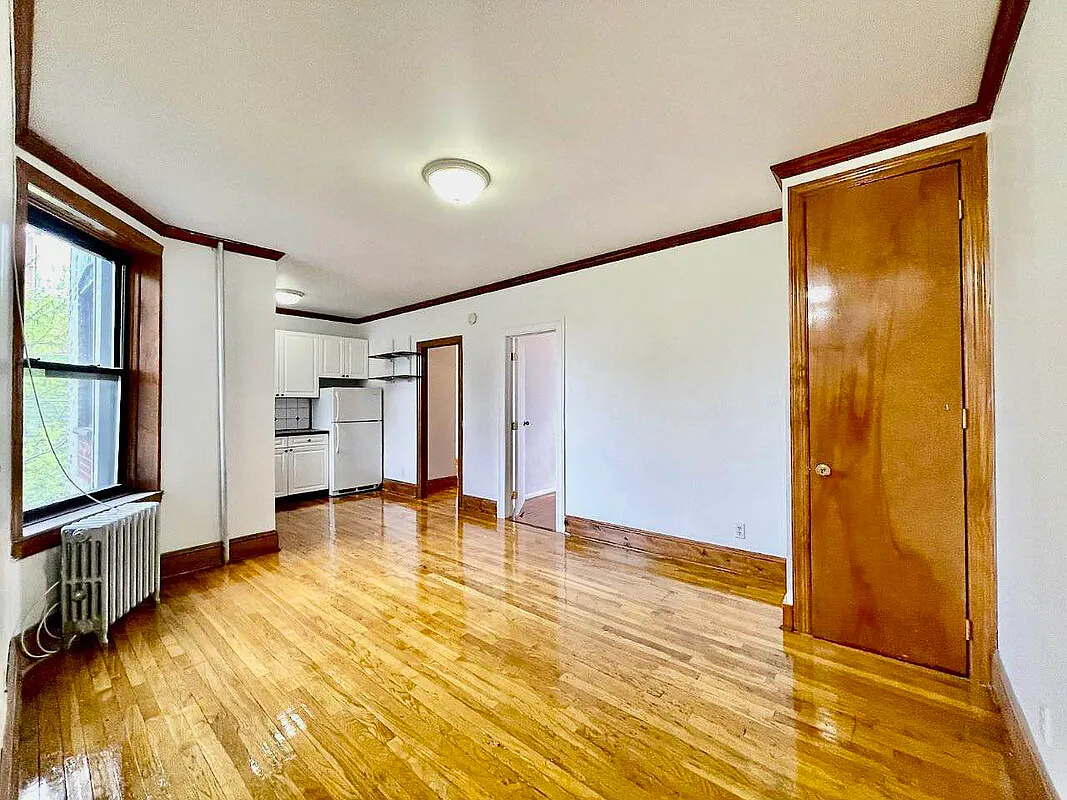 203 17th st, Brooklyn, NY, 3 Bedrooms Bedrooms, 5 Rooms Rooms,1 BathroomBathrooms,Apartment,For Rent,17th st,3,1250