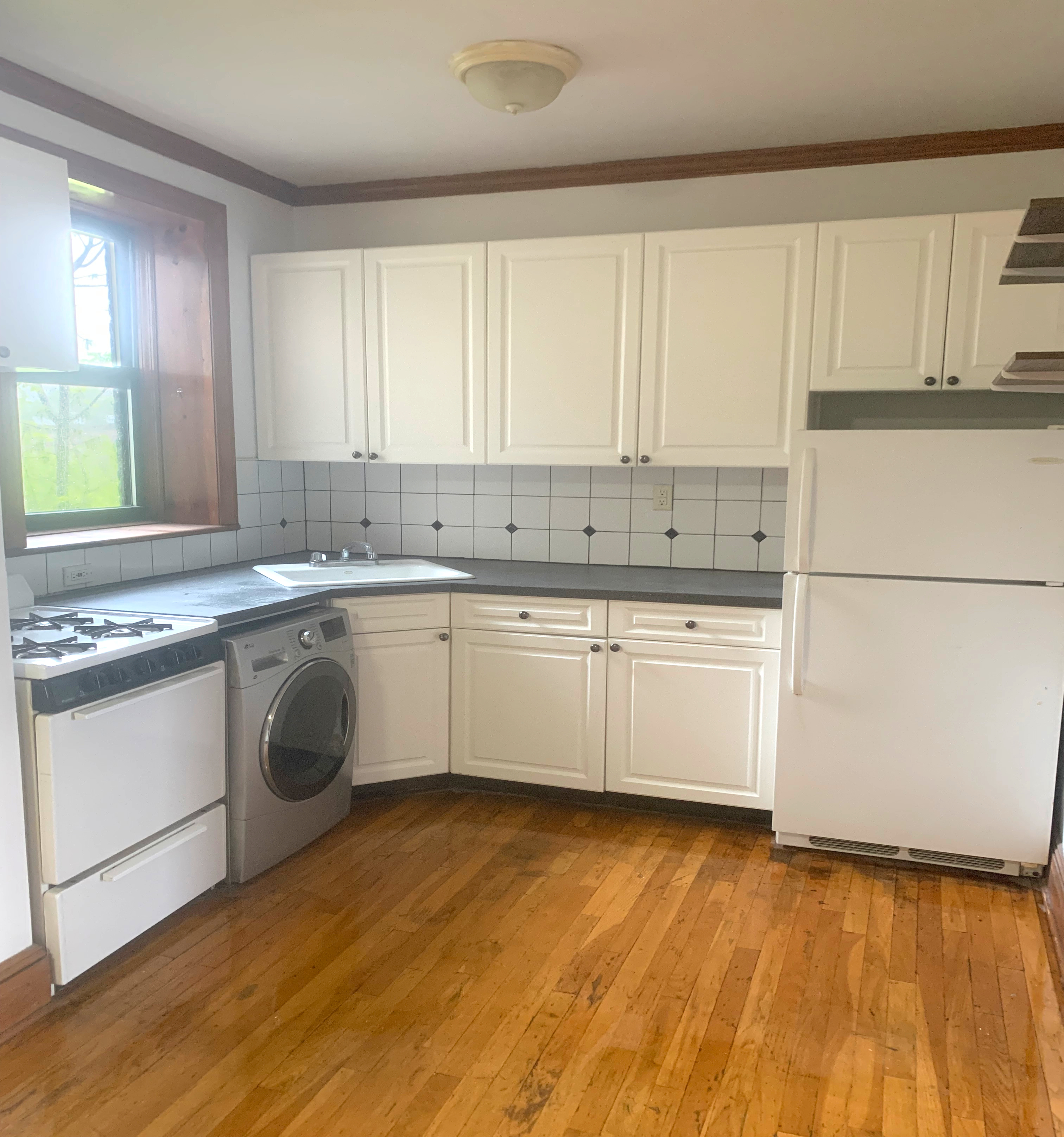 203 17th st, Brooklyn, NY, 3 Bedrooms Bedrooms, 5 Rooms Rooms,1 BathroomBathrooms,Apartment,For Rent,17th st,3,1250