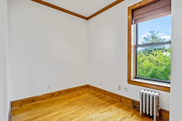 203 17th st, Brooklyn, NY, 3 Bedrooms Bedrooms, 5 Rooms Rooms,1 BathroomBathrooms,Apartment,For Rent,17th st,3,1250