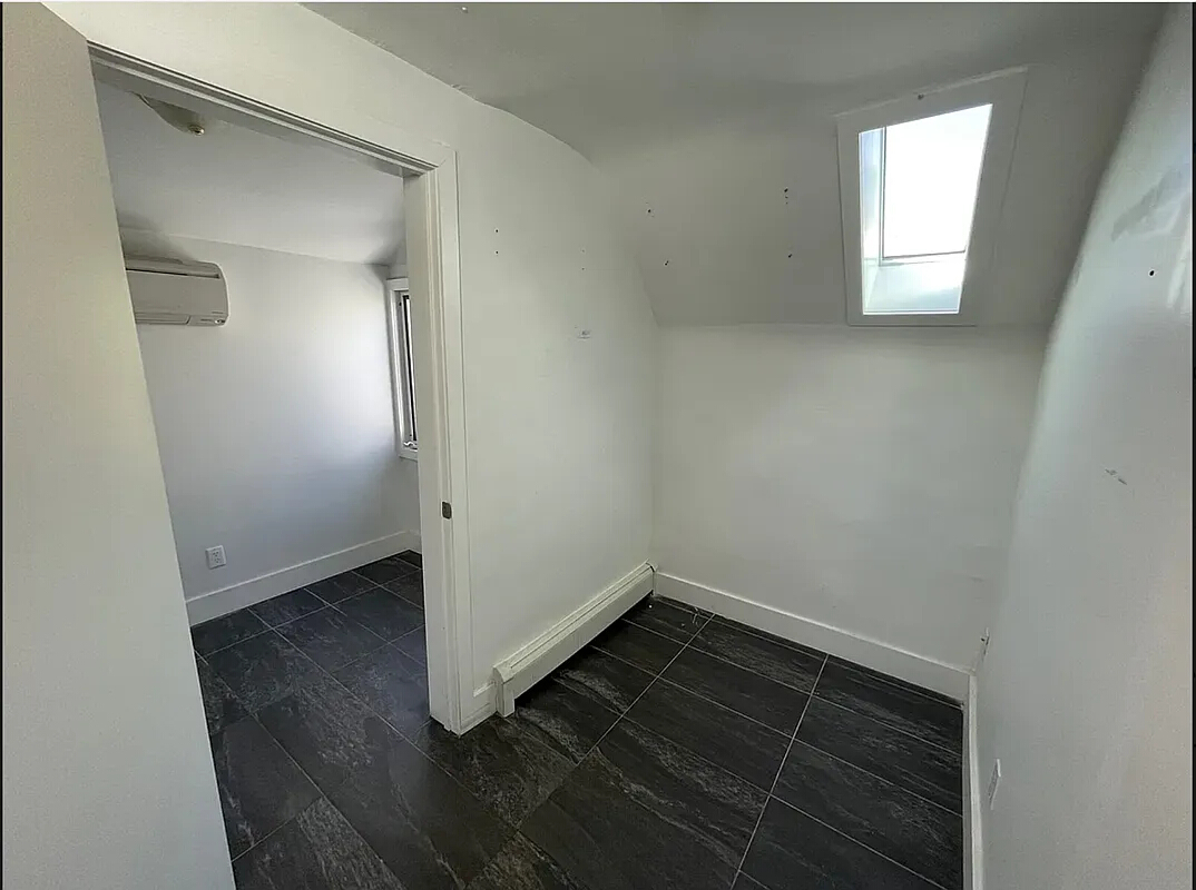 420 East 4th St, Brooklyn, NY, 2.5 Bedrooms Bedrooms, 5 Rooms Rooms,Apartment,For Rent,East 4th St,3,1254