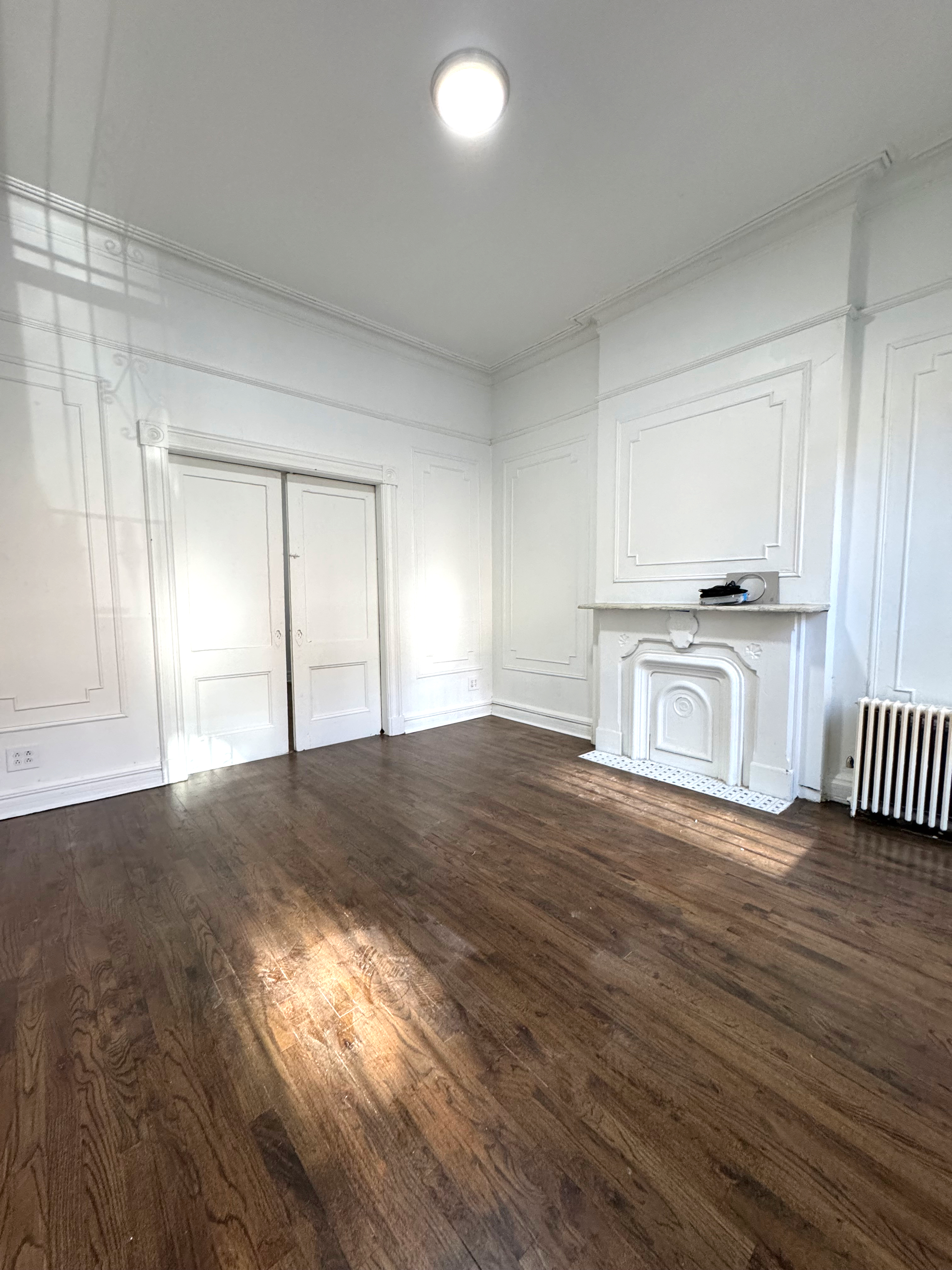 40 St Marks Place, Brooklyn, NY, 3 Bedrooms Bedrooms, 5 Rooms Rooms,2 BathroomsBathrooms,Apartment,For Rent,St Marks Place,1,1261