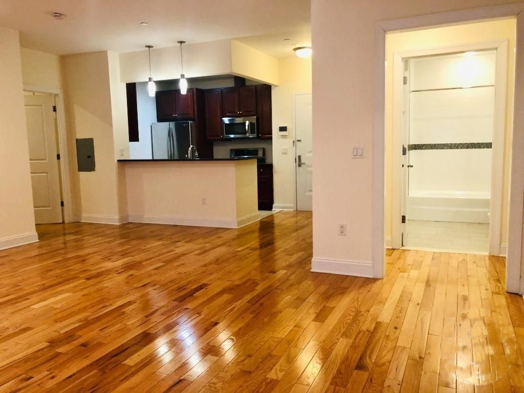 101 Clinton St, Brooklyn, NY, 2 Bedrooms Bedrooms, 5 Rooms Rooms,2 BathroomsBathrooms,Condo,For Rent,Clinton St,6,1036