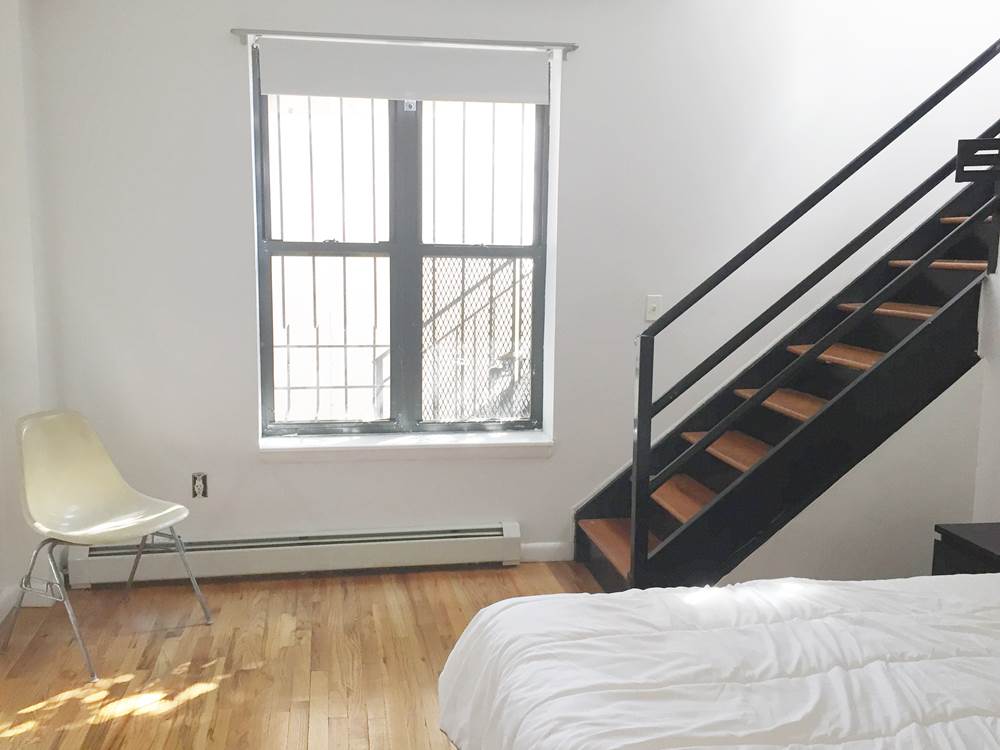 Pacific Street, Brooklyn, NY, 2 Bedrooms Bedrooms, 5 Rooms Rooms,1 BathroomBathrooms,Apartment,For Rent,Pacific Street,1,1053