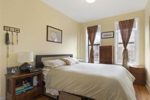 St Johns Plc, Brooklyn, NY, 2 Bedrooms Bedrooms, ,1 BathroomBathrooms,Co-Op,For sale,St Johns Plc,1086