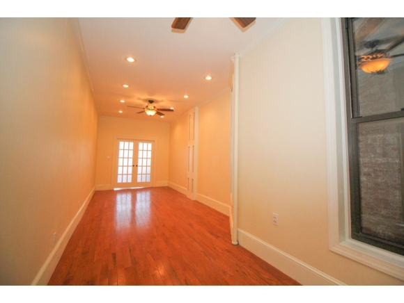 Warren Street, Brooklyn, NY, 1 Bedroom Bedrooms, ,1 BathroomBathrooms,Co-Op,For sale,Warren Street ,3,1087